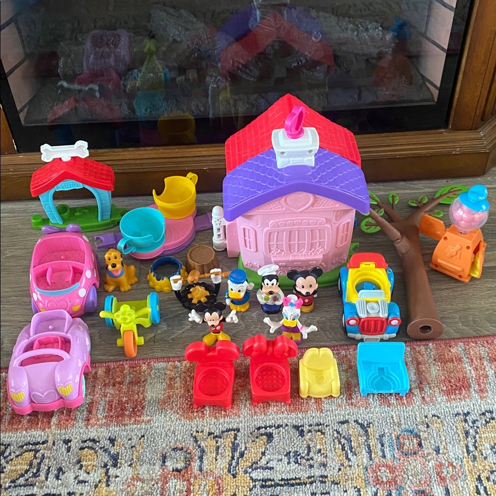 Disney Mickey Mouse Clubhouse Playset - Colorful Multi-Color Kids Toy